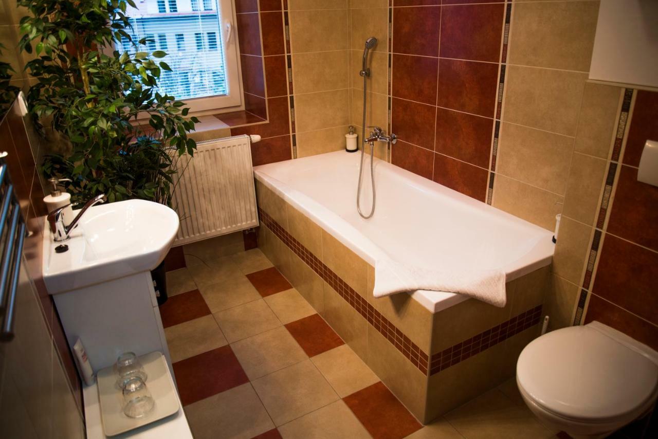 Apartman U Horynu - Sadova Ceska Trebova Exteriör bild